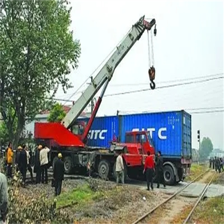 公坡镇如何快速找到附近的吊车救援公司