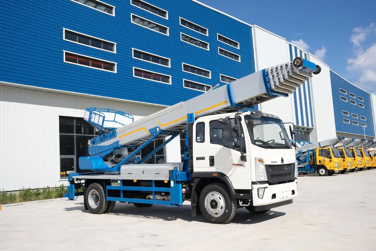 公坡镇出租云梯车高空作业车 建筑垃圾搬运