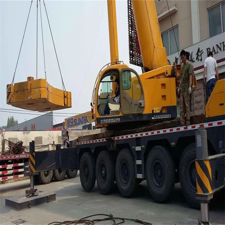 公坡镇当地吊车出租|机器吊装|75吨|工厂搬迁服务